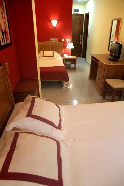Hotel Azpiazu Cudillero Ngoại thất bức ảnh