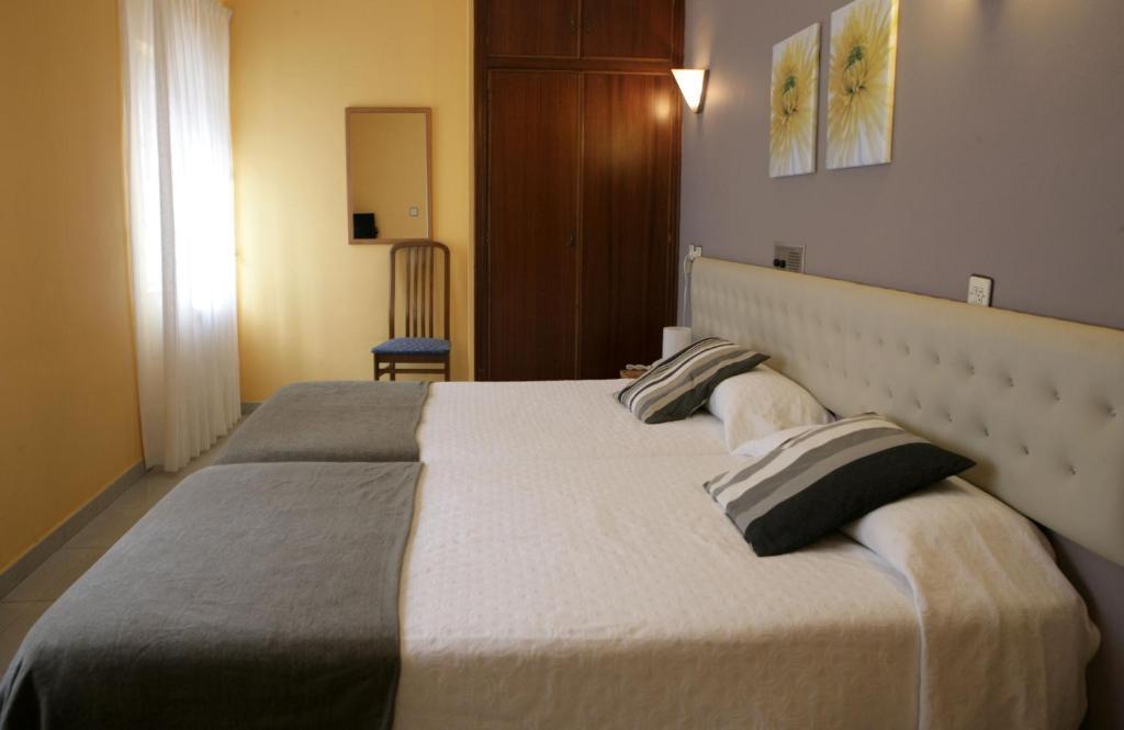Hotel Azpiazu Cudillero Ngoại thất bức ảnh