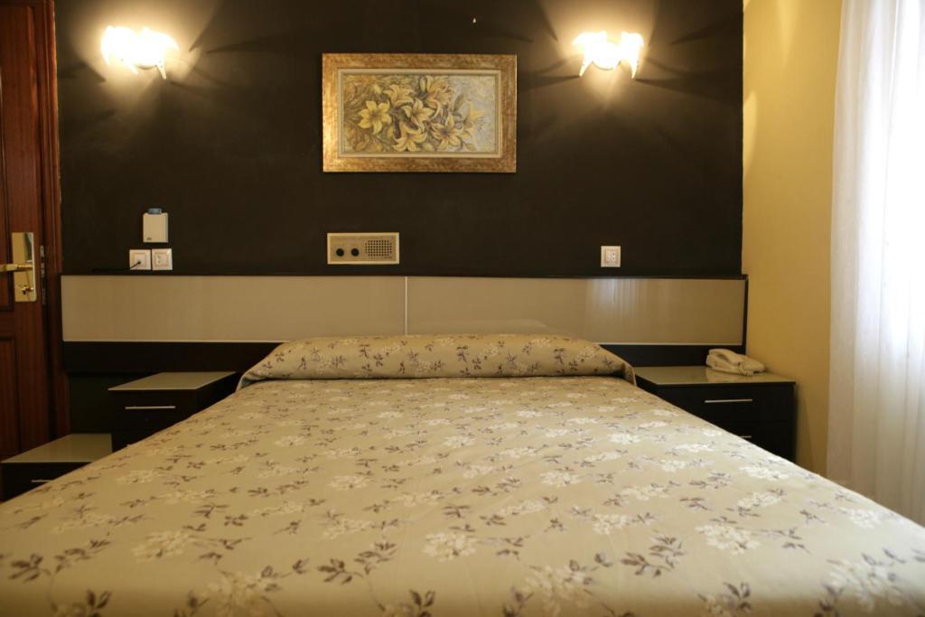 Hotel Azpiazu Cudillero Ngoại thất bức ảnh