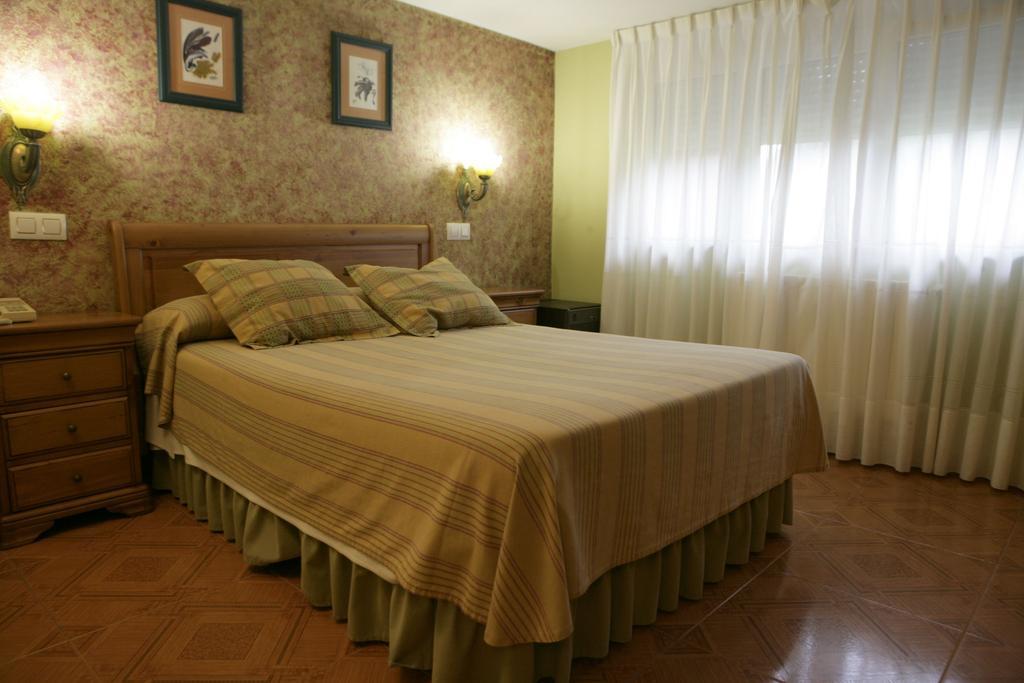 Hotel Azpiazu Cudillero Ngoại thất bức ảnh